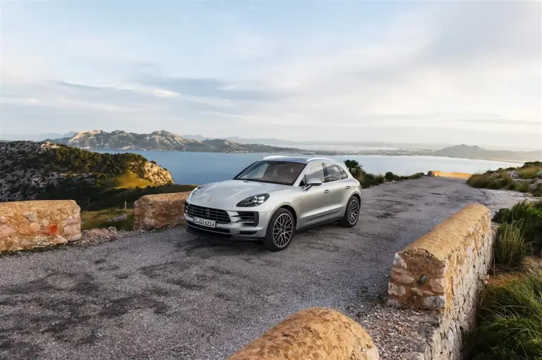 Porsche Macan S - Foto ufficiali - 1