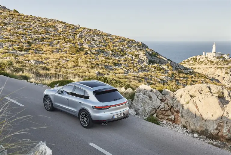 Porsche Macan S - Foto ufficiali - 2