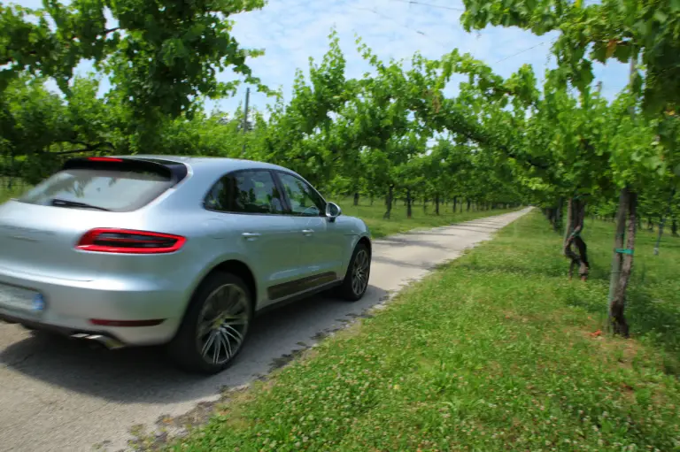 Porsche Macan Test Drive - 43