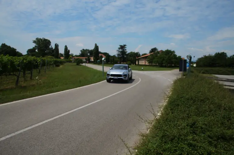 Porsche Macan Test Drive - 59
