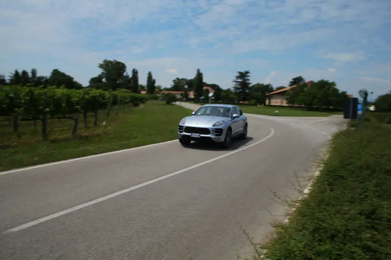 Porsche Macan Test Drive - 60