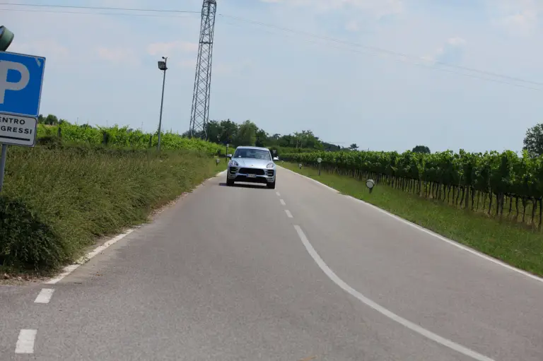 Porsche Macan Test Drive - 82