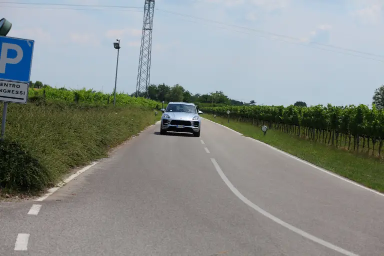 Porsche Macan Test Drive - 83