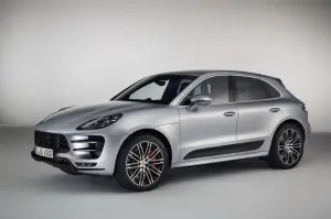 Porsche Macan Turbo con Performance Package - 1