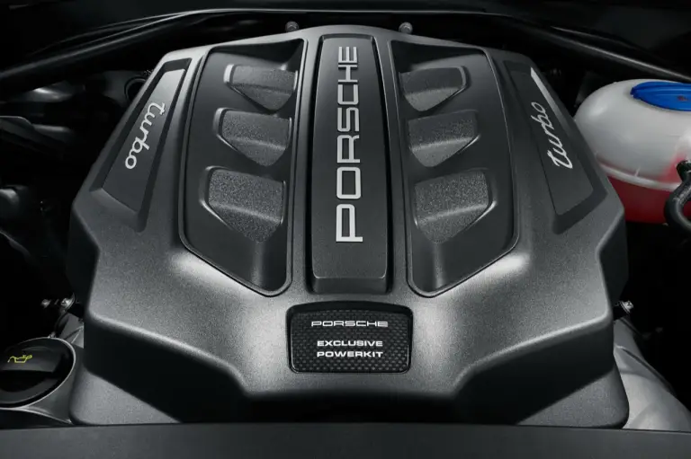 Porsche Macan Turbo con Performance Package - 5