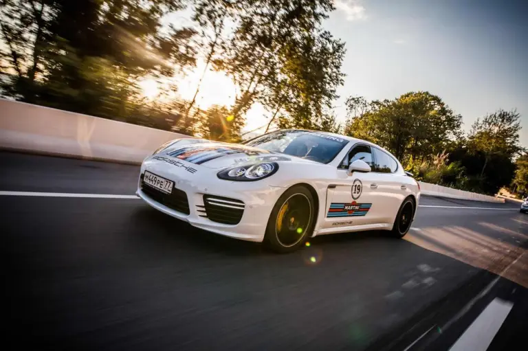 Porsche Martini Racing - 5