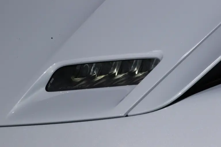 Porsche Mission E Cross Turismo (foto live) - Salone di Ginevra 2018 - 22