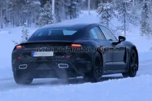 Porsche Mission E - Foto spia 06-12-2017