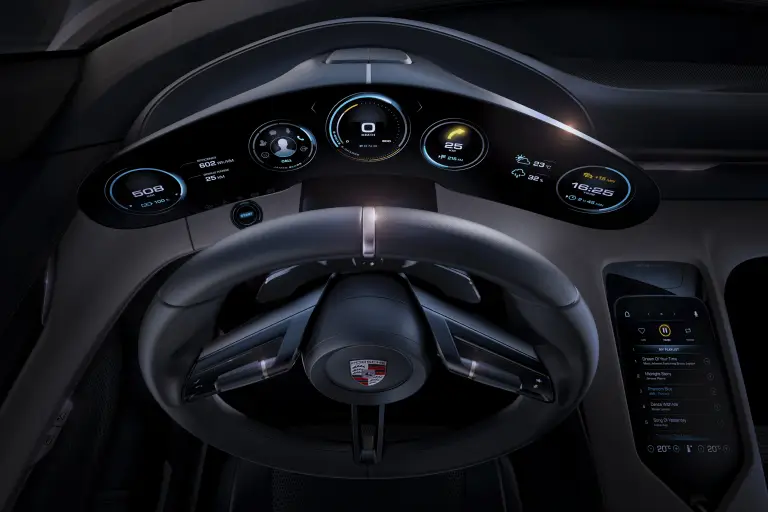 Porsche Mission E - 3