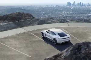 Porsche Mission E - 7