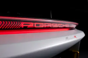 Porsche Mission R Concept - 30