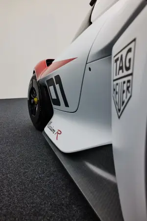Porsche Mission R Concept - 26