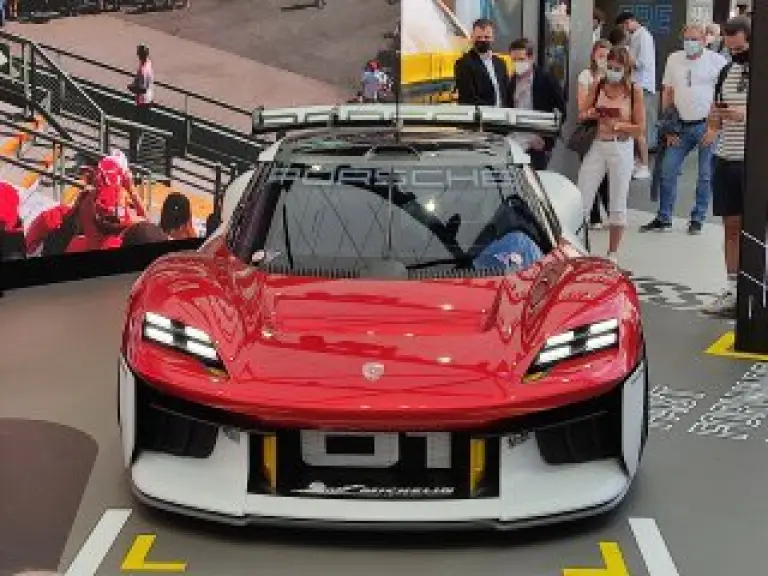 Porsche Mission R - Salone di Monaco 2021 - 6
