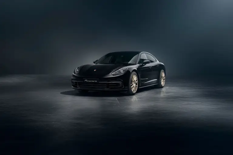 Porsche Panamera 10 Year Edition - 4