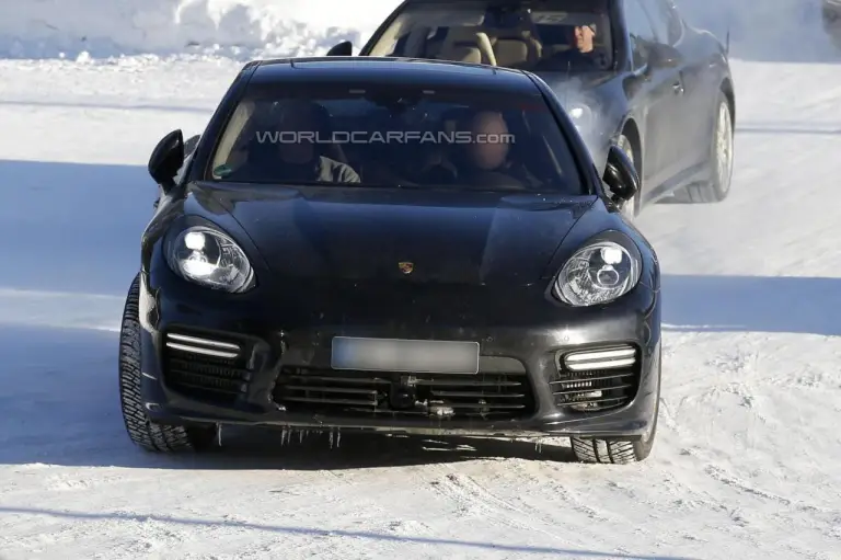 Porsche Panamera 2014 - 1