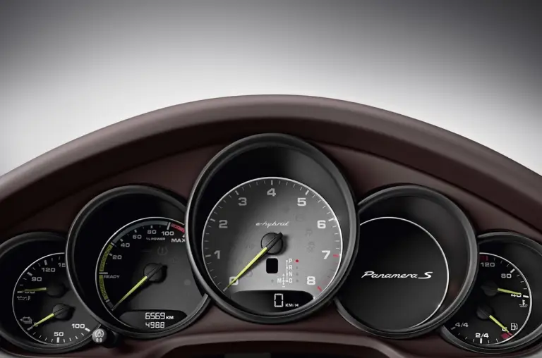 Porsche Panamera 2014 - 14