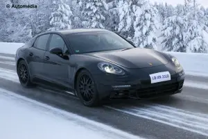 Porsche Panamera 2016 - Foto spia 21-01-2015