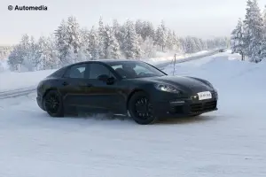 Porsche Panamera 2016 - Foto spia 21-01-2015