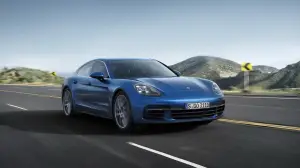 Porsche Panamera 2017 - 39