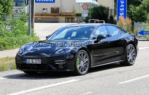 Porsche Panamera 2021 - Foto spia 02-08-2019