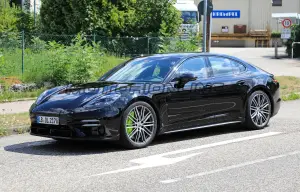 Porsche Panamera 2021 - Foto spia 02-08-2019