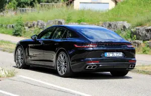 Porsche Panamera 2021 - Foto spia 02-08-2019