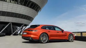 Porsche Panamera 2021 - Foto ufficiali - 2