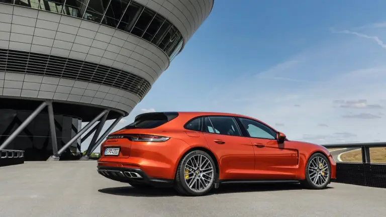 Porsche Panamera 2021 - Foto ufficiali - 2