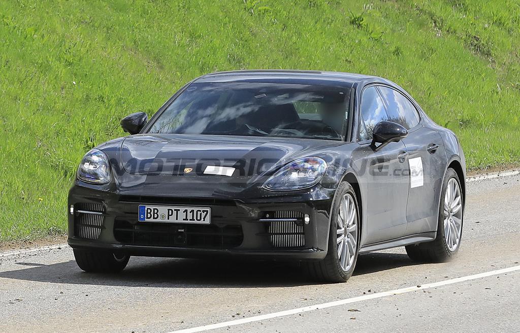 Porsche Panamera 2022 - Foto spia 12-05-2021