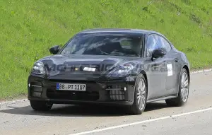 Porsche Panamera 2022 - Foto spia 12-05-2021