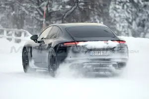 Porsche Panamera 2024 - Foto Spia 07-01-2022 - 13