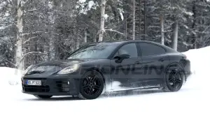 Porsche Panamera 2024 - Foto Spia 07-01-2022 - 15