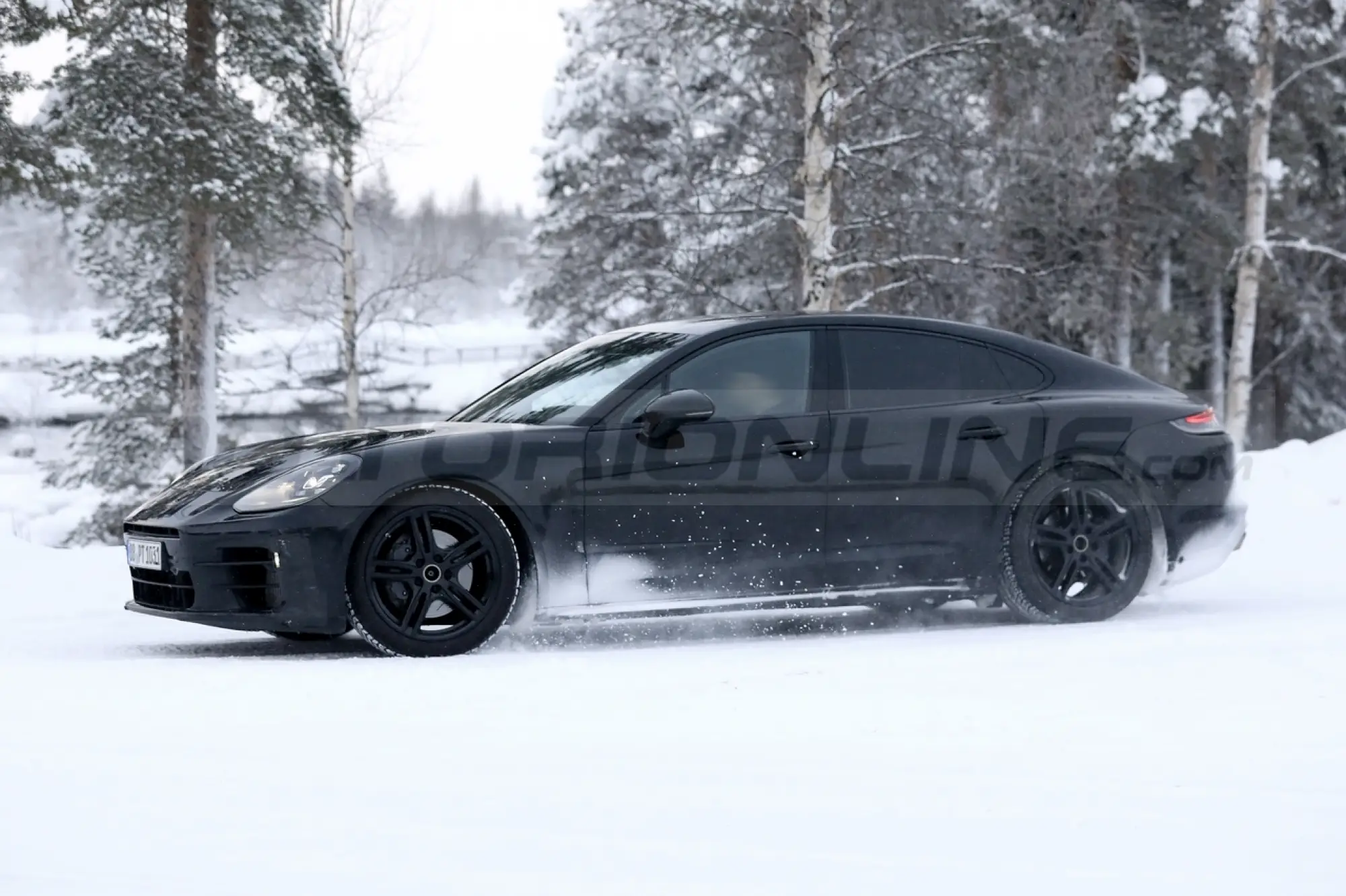 Porsche Panamera 2024 - Foto Spia 07-01-2022 - 2