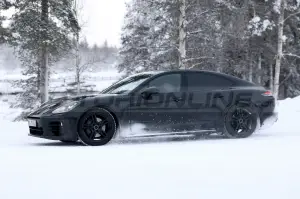 Porsche Panamera 2024 - Foto Spia 07-01-2022 - 2
