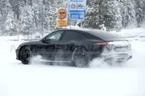 Porsche Panamera 2024 - Foto Spia 07-01-2022 - 7