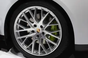 Porsche Panamera 4 E-Hybrid - Salone di Parigi 2016