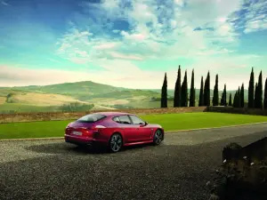 Porsche Panamera & Panamera 4