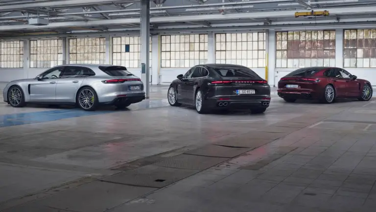 Porsche Panamera - completa la gamma ibrida plug-in - 7