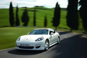 Porsche Panamera Diesel 2011 - 12