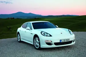 Porsche Panamera Diesel 2011