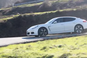 Porsche Panamera Diesel: prova su strada