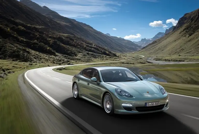 Porsche Panamera Diesel - 1