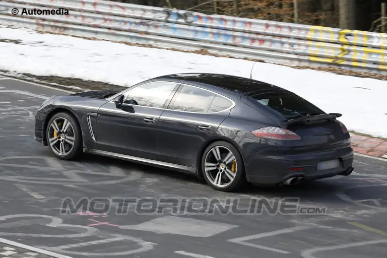Porsche Panamera facelift - Foto spia 26-03-2013 - 4