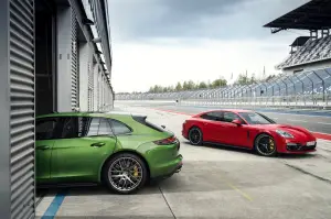 Porsche Panamera GTS e GTS Sport Turismo