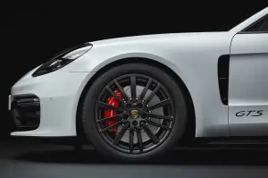 Porsche Panamera GTS e GTS Sport Turismo