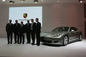 Porsche Panamera Hybrid Ginevra 2011 - 1