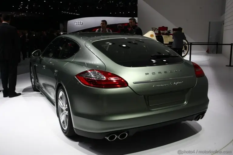 Porsche Panamera Hybrid Ginevra 2011 - 5