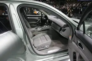 Porsche Panamera Hybrid Ginevra 2011 - 21