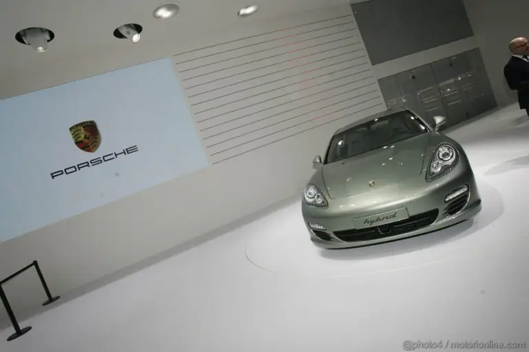 Porsche Panamera Hybrid Ginevra 2011 - 27