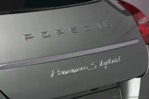 Porsche Panamera Hybrid Ginevra 2011 - 30